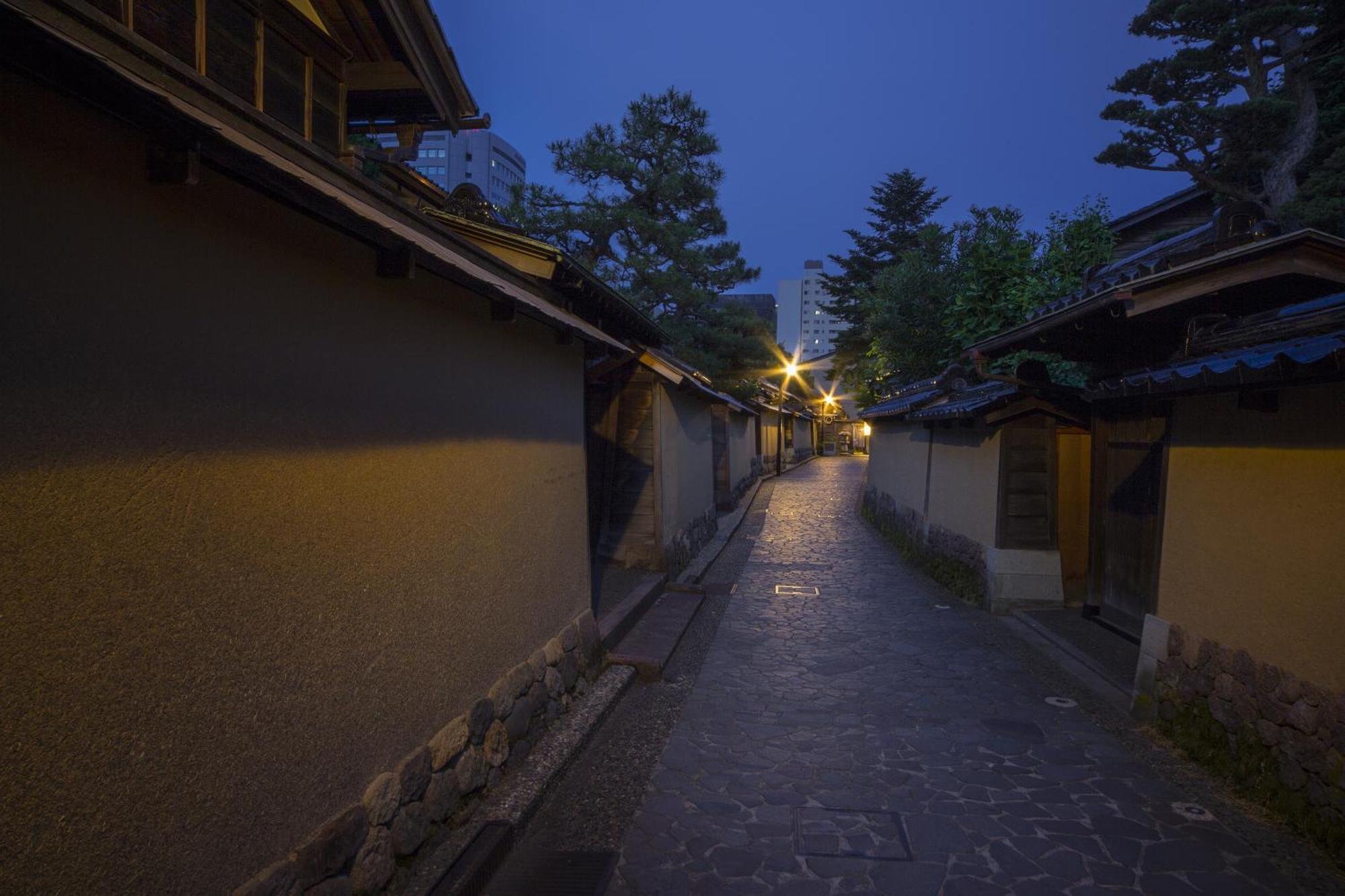 Aparthotel ゆいまーるeast - Yuimaru East Kanazawa Esterno foto